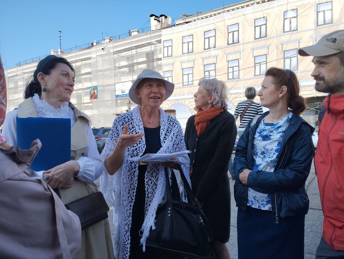 Литературная прогулка по Санкт-Петербургу