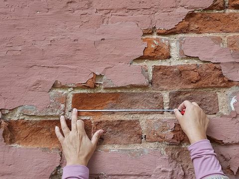 Обмер кирпичной кладки рулеткой